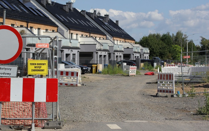 Zbiorcza Doroga Południowa - Rozwiązano problem z siecią gazową na ul. Karlińskiego