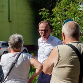 powiększ zdjęcie: al. Rzeczypospolitej - bezpieczeństwo najważniejsze