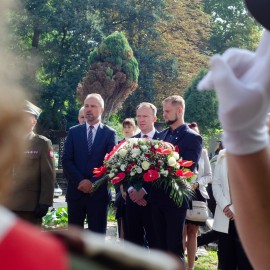 powiększ zdjęcie: Uczcili pamięć ofiar II Wojny Światowej