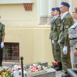 powiększ zdjęcie: Uczcili pamięć ofiar II Wojny Światowej