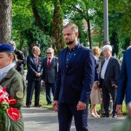 powiększ zdjęcie: Uczcili pamięć ofiar II Wojny Światowej