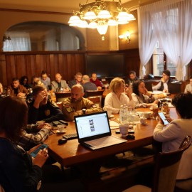 powiększ zdjęcie: Woda w Kaczawie opada