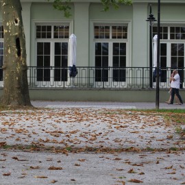 powiększ zdjęcie: Zakończyła się przebudowa alejek parkowych przy Centrum Witelona
