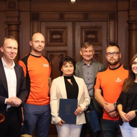 Wicemistrzowie Polski w Ratownictwie Medycznym z wizytą w Ratuszu