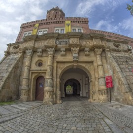 „Śniadanie u Piastów” na dziedzińcu Zamku Piastowskiego
