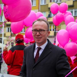 powiększ zdjęcie: 26. Marsz Ku Zdrowiu przeszedł ulicami Legnicy