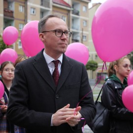 powiększ zdjęcie: 26. Marsz Ku Zdrowiu przeszedł ulicami Legnicy