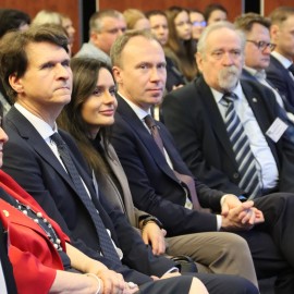 powiększ zdjęcie: Przyszłość geodezji w Polsce – XVIII Konferencja Techniczna w Legnicy