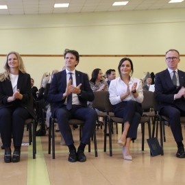 powiększ zdjęcie: Miejskie obchody Dnia Edukacji Narodowej