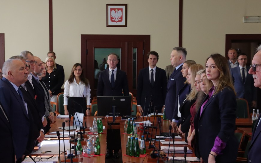 Zaproszenie na IX sesję Rady Miejskiej Legnicy