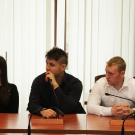 powiększ zdjęcie: I sesja Młodzieżowej Rady Miejskiej Legnicy VIII Kadencji