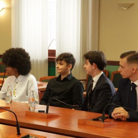 powiększ zdjęcie: I sesja Młodzieżowej Rady Miejskiej Legnicy VIII Kadencji