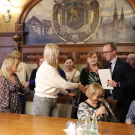 powiększ zdjęcie: Jest porozumienie ze związkami zawodowymi MOPS