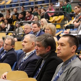 powiększ zdjęcie: Debata o współpracy samorządów w ramach konferencji naukowej