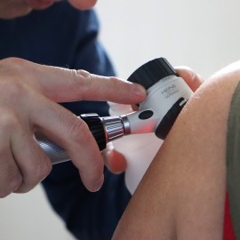 W Legnicy odbyło się bezpłatne badanie znamion skóry