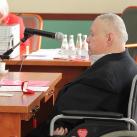 powiększ zdjęcie: Paweł Frost zaprzysiężony na radnego Rady Miejskiej Legnicy