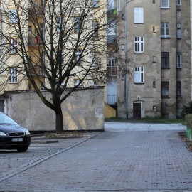 powiększ zdjęcie: Zakończenie modernizacji podwórza między ulicami Traugutta, Roosevelta i ...