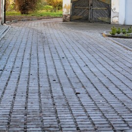 powiększ zdjęcie: Zakończenie modernizacji podwórza między ulicami Traugutta, Roosevelta i ...