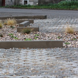 powiększ zdjęcie: Zakończenie modernizacji podwórza między ulicami Traugutta, Roosevelta i ...