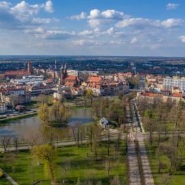 powiększ zdjęcie: Dwie firmy złożyły oferty na przebudowę ważnych ulic w Legnicy