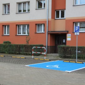 powiększ zdjęcie: Przebudowa podwórza w kwartale przy ulicy św. Trójcy na finiszu