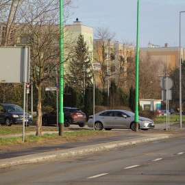 powiększ zdjęcie: Nowe ścieżki rowerowe i chodniki na Piekarach już gotowe