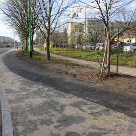 powiększ zdjęcie: Nowe ścieżki rowerowe i chodniki na Piekarach już gotowe
