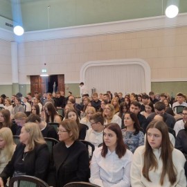 powiększ zdjęcie: Nagrody i wyróżnienia dla wolontariuszy podczas ich święta