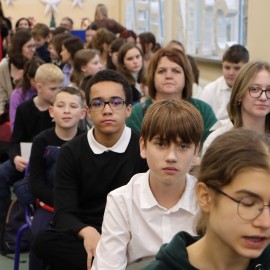 powiększ zdjęcie: Legnickie Dyktando. Jubileuszowa potyczka z ortografią rozstrzygnięta