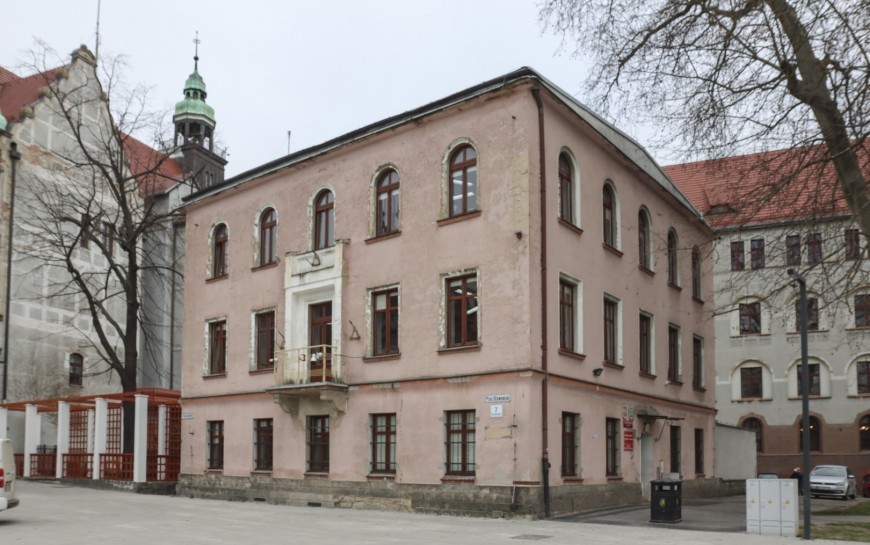 Legnicka firma odrestauruje tzw. mały budynek urzędu miasta
