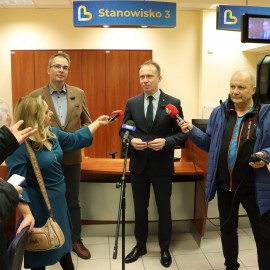 powiększ zdjęcie: Ruszyła Legnicka Karta Miejska