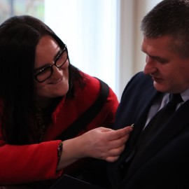 powiększ zdjęcie: Honorowi dawcy krwi uhonorowani w Centrum Witelona