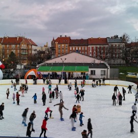 Świętuj sportowo i rekreacyjnie na legnickich obiektach