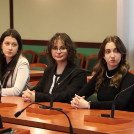 powiększ zdjęcie: III sesja Młodzieżowej Rady Miejskiej w Legnicy