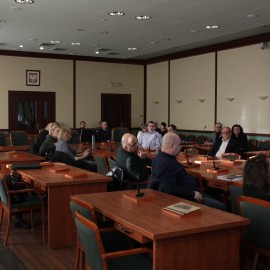 powiększ zdjęcie: Spotkanie prezydenta z legnicką branżą hotelarsko-gastronomiczną