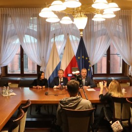 powiększ zdjęcie: Jest dofinansowanie na kontynuację programu pn. „Filharmonia w Królewskiej”