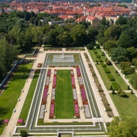 Firma Ogrody Rączkiewicz zajmie się utrzymaniem zieleni parkowej