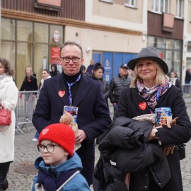 powiększ zdjęcie: 33. Finał WOŚP w Legnicy: zabawa i pomoc w wielkim stylu