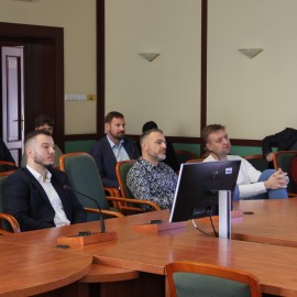 powiększ zdjęcie: Spotkanie prezydenta miasta z przedstawicielami branży hotelarsko-gastronomicznej