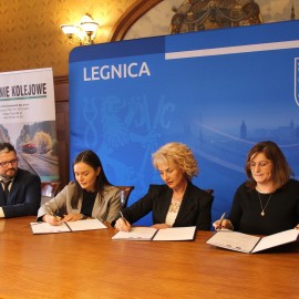 Firma kolejowa z KGHM obejmie patronatem kolejną klasę w Henrykówce