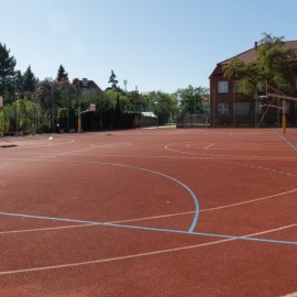 Kto zaprojektuje i zbuduje boisko szkolne w ZSO nr 4? Miasto ogłosiło przetarg