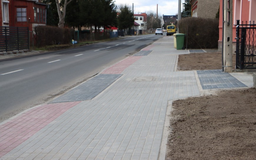 Na ul. Pątnowskiej dobiega końca przebudowa chodnika