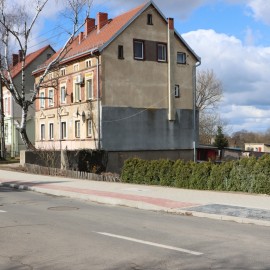 powiększ zdjęcie: Na ul. Pątnowskiej dobiega końca przebudowa chodnika