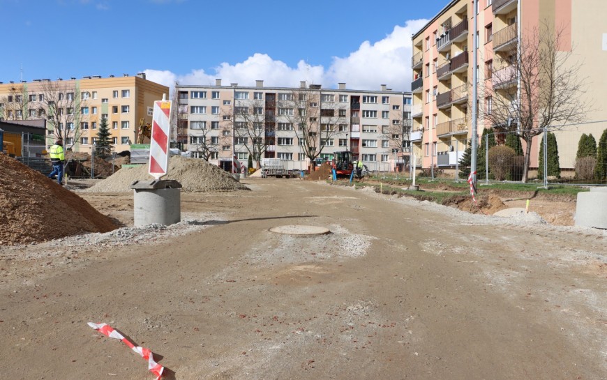 Trwa przebudowa ul. Łowickiej. Zobacz jak przebiegają prace