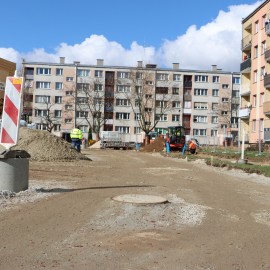powiększ zdjęcie: Trwa przebudowa ul. Łowickiej. Zobacz jak przebiegają prace