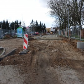 powiększ zdjęcie: Trwa przebudowa ul. Łowickiej. Zobacz jak przebiegają prace