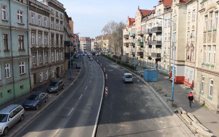 Zmiany organizacji ruchu na ul. Piastowskiej. Zaczynają się w czwartek