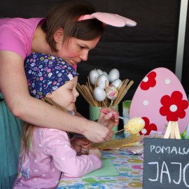 powiększ zdjęcie: Legnicki Jarmark Wielkanocny przyciągnął tłumy!
