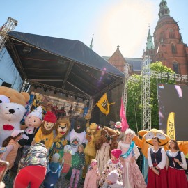 powiększ zdjęcie: Sezon turystyczny otwarty. Czas na zwiedzanie i odkrywanie