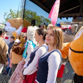 powiększ zdjęcie: Sezon turystyczny otwarty. Czas na zwiedzanie i odkrywanie